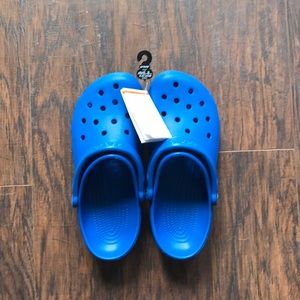 bright cobalt crocs